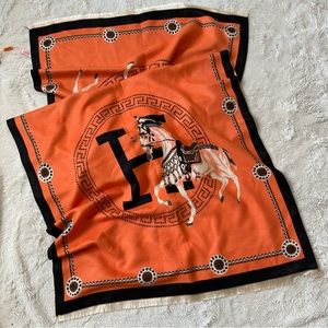 NWT H ORANGE SCARF